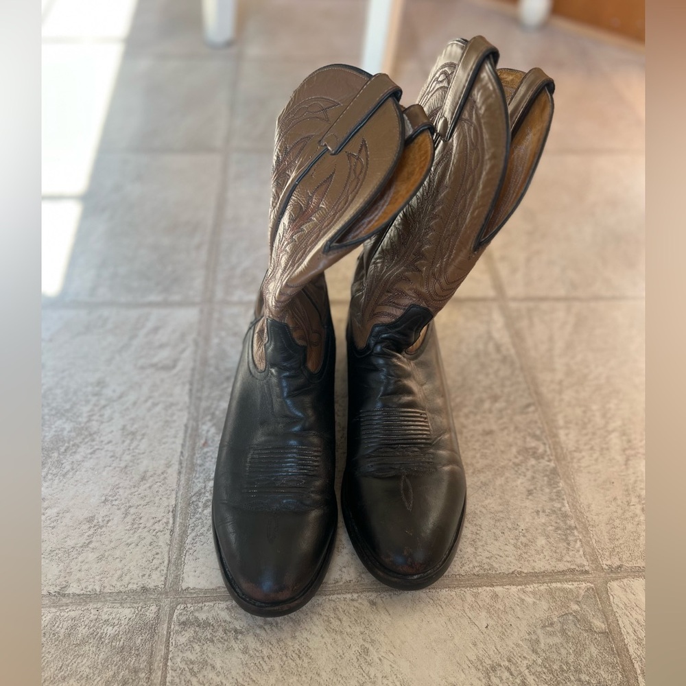 Tony Lama Cowboy Boots | Black & Tan Leather | Size ~10.5 Men’s | Western Rodeo - Picture 5 of 15